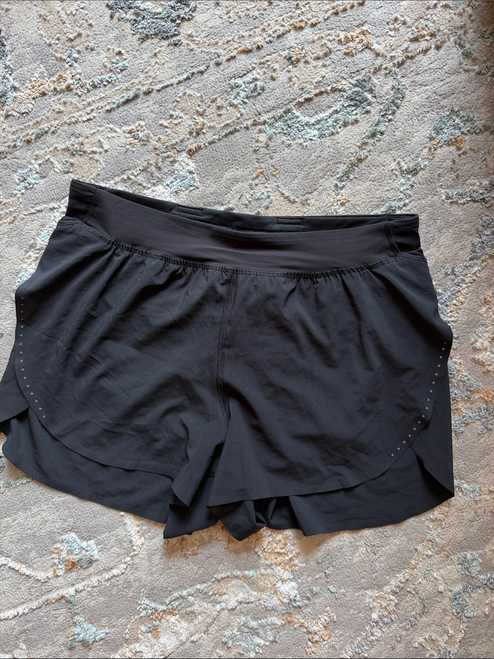 Lululemon fast and free HR short